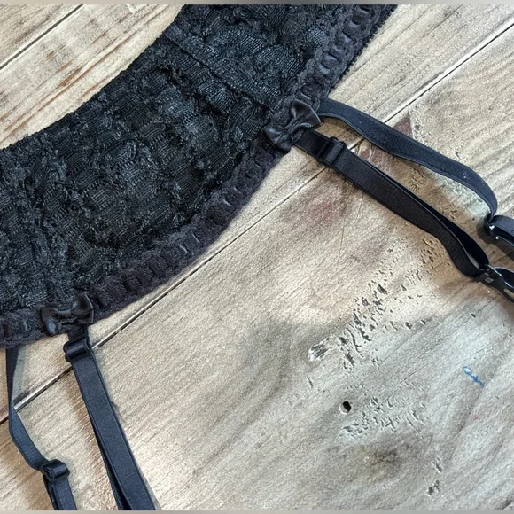 Vintage Christian Dior Black Garter Belt with Straps Medium VTG